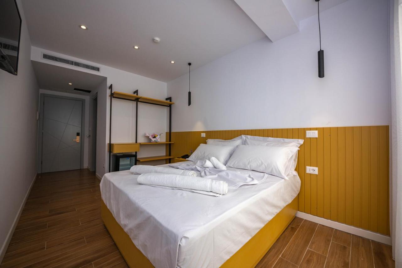 Hesperus Hotel Вльора Екстер'єр фото