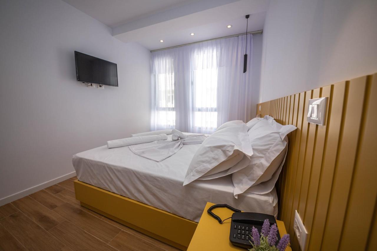 Hesperus Hotel Вльора Екстер'єр фото